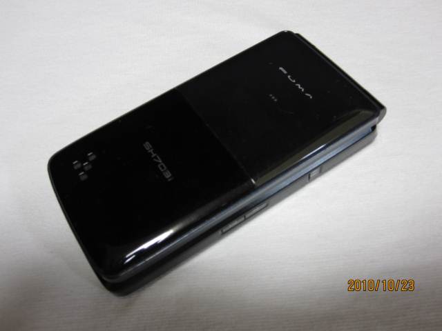 SH703i