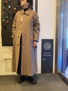 HACHE：チェックロングコート