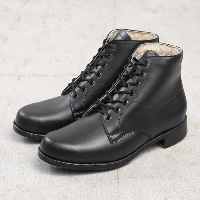 国産品 デッドストック 新品 実物 チェコ軍 ブーツ レザー 7HOLE 靴