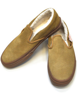 VANS USA��� CLASSIC SLIP-ON (SHERPA)