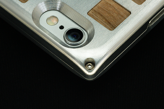 iPhone 6専用】ジュラルミンと天然木の削り出し アルミiPhoneケース