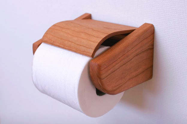 木のトイレットペーパーホルダーＢブラックチェリー画像05