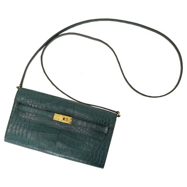 HERMES エルメス スカーフ カレ90 カナダの大自然 ヴェール/コーラル