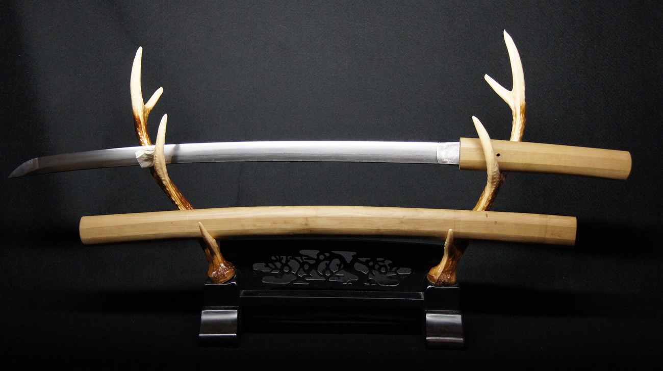 日本刀 銘：包保 大名登録 刀身636g 全長89.5cm 在銘 刀