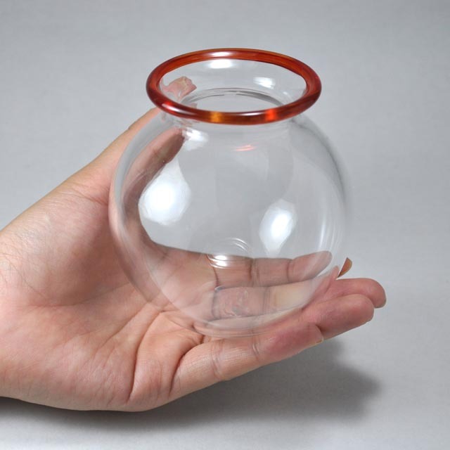 金魚玉つぼみ　サイズ感