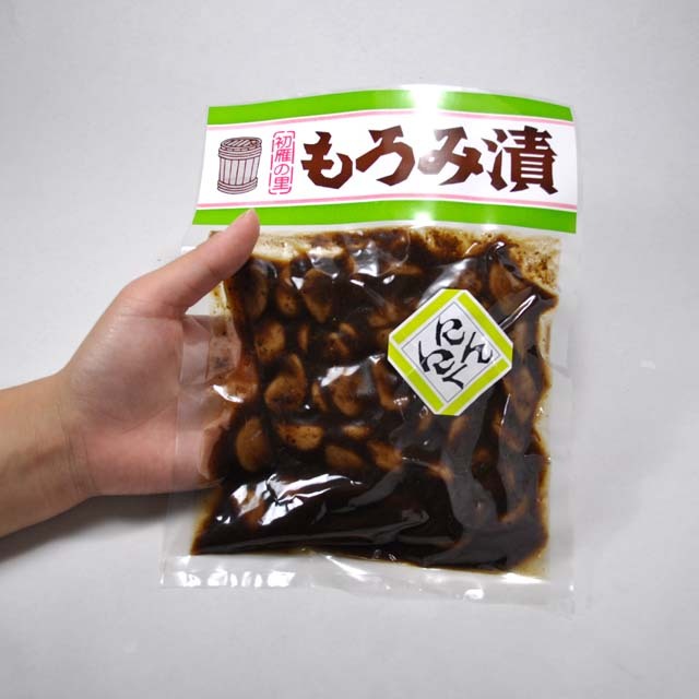 もろみ漬け　にんにくサイズ感