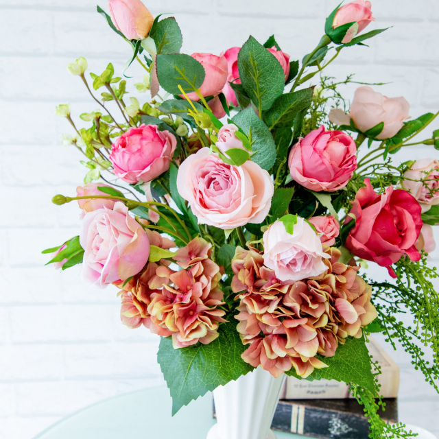 Pa276 造花アレンジメント ローズ キャベッジローズ サキシフラガ ハイドランジア 陶器鉢 フラワーアレンジメント 造花 アーティフィシャルフラワー テーブルフラワー テーブルサイズ 卓上サイズ フラワーアレンジ