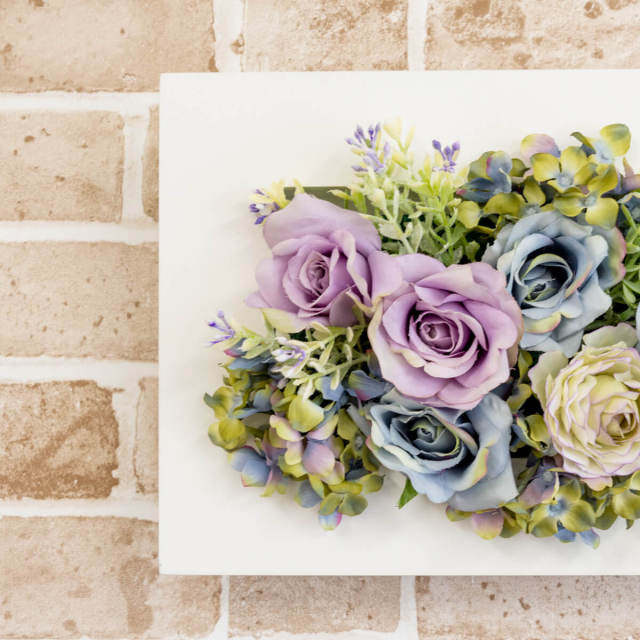 フェイクグリーン＆フラワー　ブルー系壁飾り　横長壁飾り　ハンドメイド造花 フェイクグリーン＆フラワー ブルー系壁飾り 横長壁飾り ハンドメイド