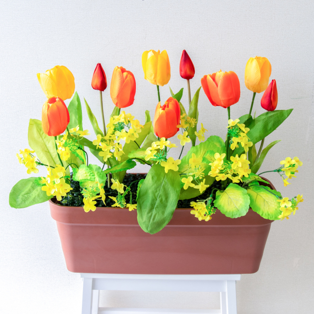 造花プランター フラワープランター フラワーアレンジメント フェイクグリーン 店舗装飾 ディスプレイ パチンコ店 工事現場 住宅展示場 モデルハウス ショールーム 春装飾 マルチカラー/PF737-LB 造花プランター(チューリップ・葉の花):Aプ