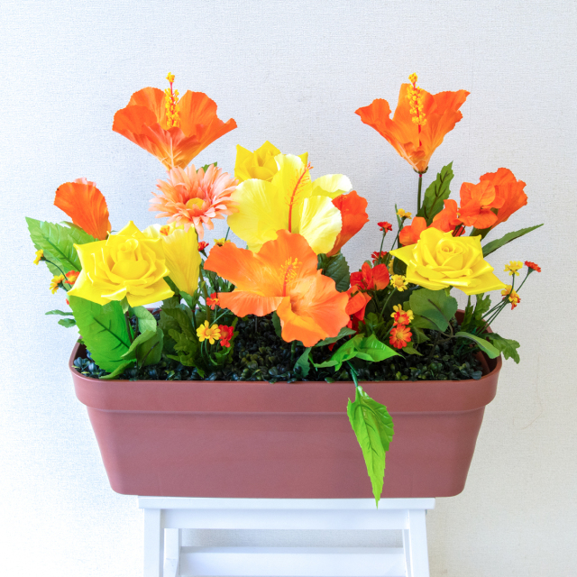 造花プランター フラワープランター フラワーアレンジメント フェイクグリーン 店舗装飾 ディスプレイ パチンコ店 工事現場 住宅展示場 モデルハウス ショールーム 夏装飾 オレンジ/PF830-LB 造花プランター(ハイビ・ガーベラ・バラ):Aプ