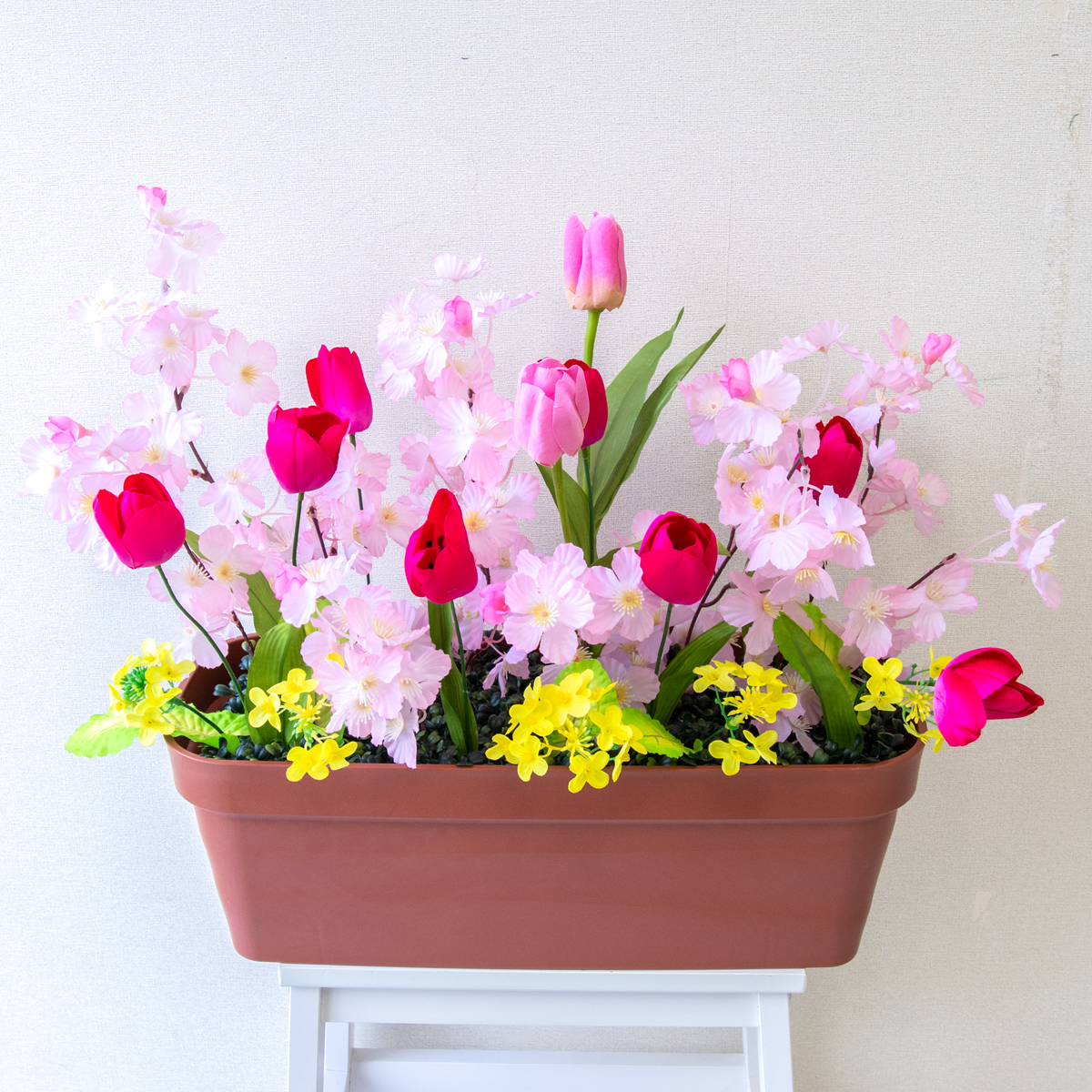 造花プランター フラワープランター フラワーアレンジメント フェイクグリーン 店舗装飾 ディスプレイ パチンコ店 工事現場 住宅展示場 モデルハウス ショールーム 春装飾 ピンク/PF727-LB 造花プランター(桜・チューリップ)