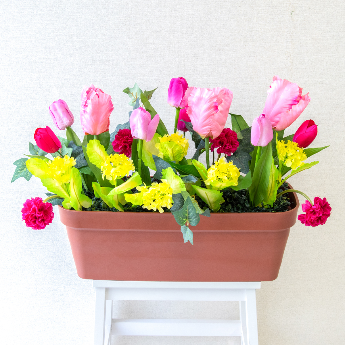 造花プランター フラワープランター フラワーアレンジメント フェイクグリーン 店舗装飾 ディスプレイ パチンコ店 工事現場 住宅展示場 モデルハウス ショールーム 春装飾 マルチカラー/PF731-LB 造花プランター(チューリップ・菜の花)