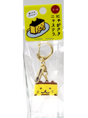 長崎限定　長崎　カステラくん ストラップ　マスコット　チャーム　キーホルダー 長崎限定】カステラ ストラップ 3色 - メルカリ