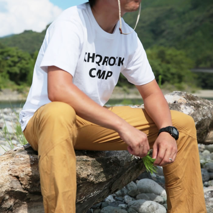 キャンプ　Tシャツ