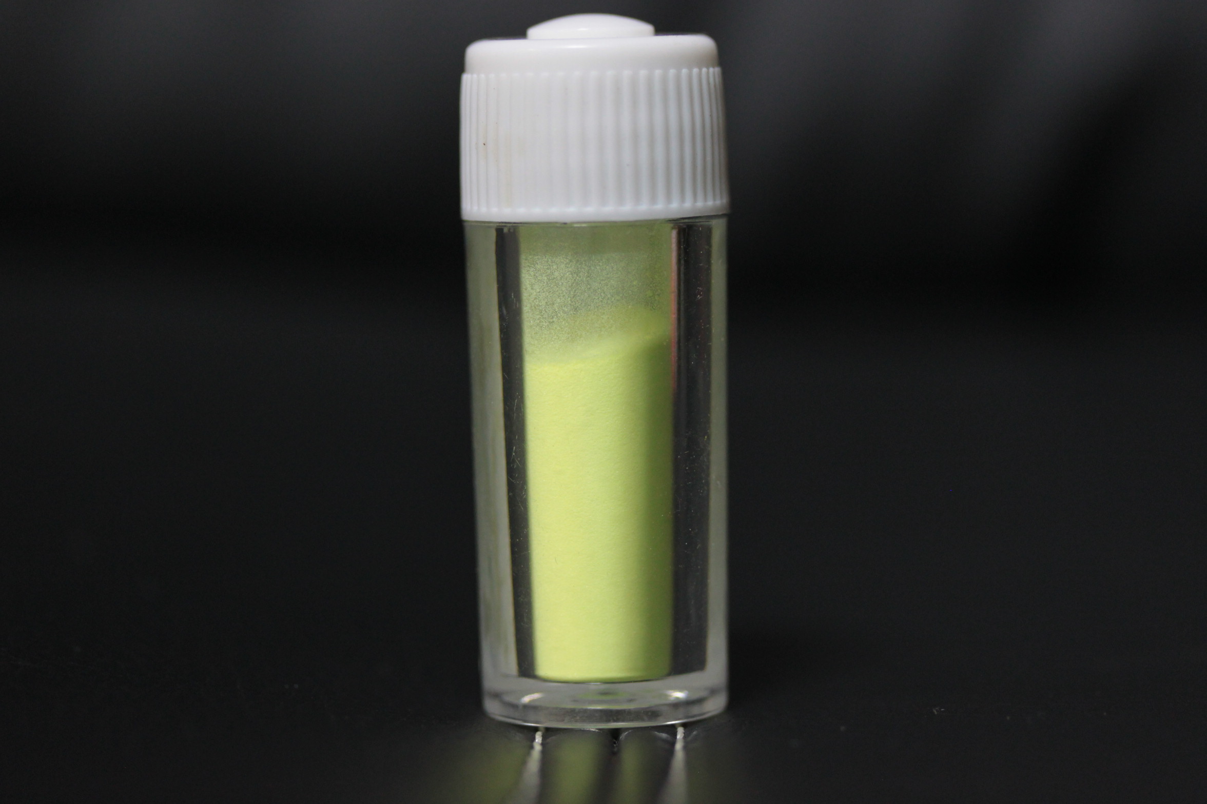 一液くん：畜光顔料：イエロー