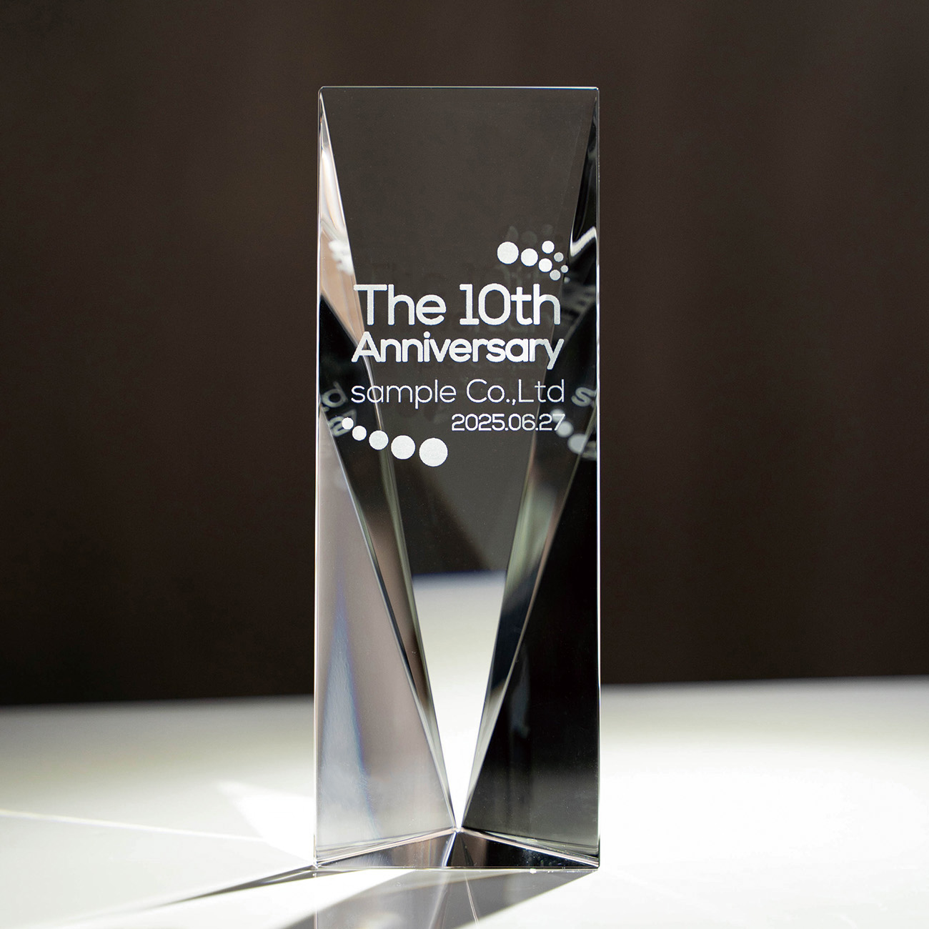 フランスクリスタルレーザー彫刻 クリスタルガラス彫刻写真の2D 3Dクリスタルレーザー彫刻機価格