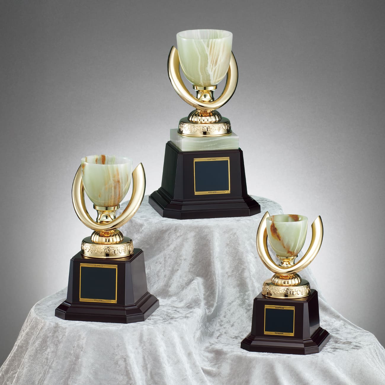 優勝カップ オニックス製 C1918 Aサイズ