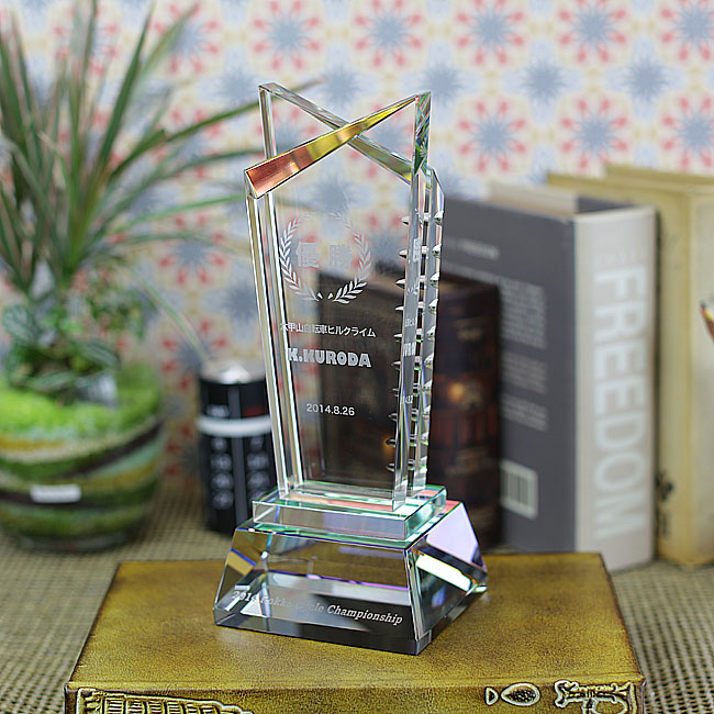 クリスタルトロフィー