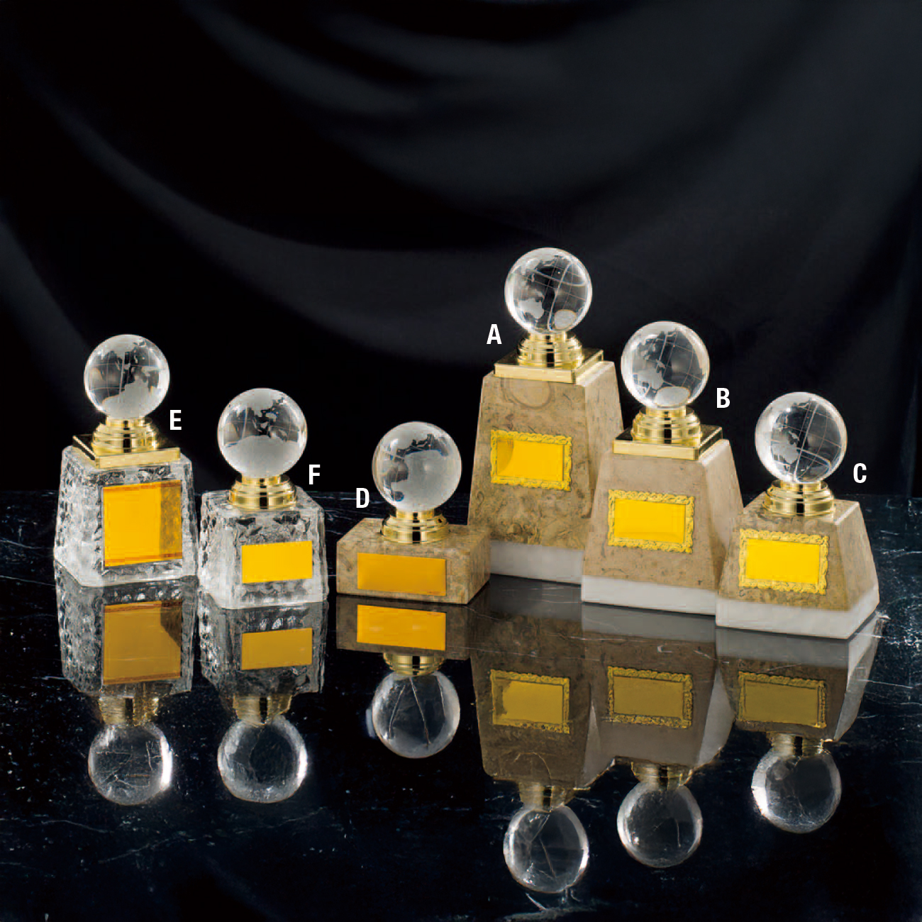 クリスタルトロフィー 地球付 プレート仕様 B-527 Eサイズ