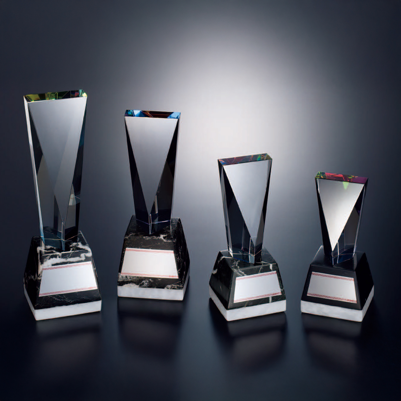 クリスタルトロフィー 天然石台座 プレート仕様 B-504 Cサイズ