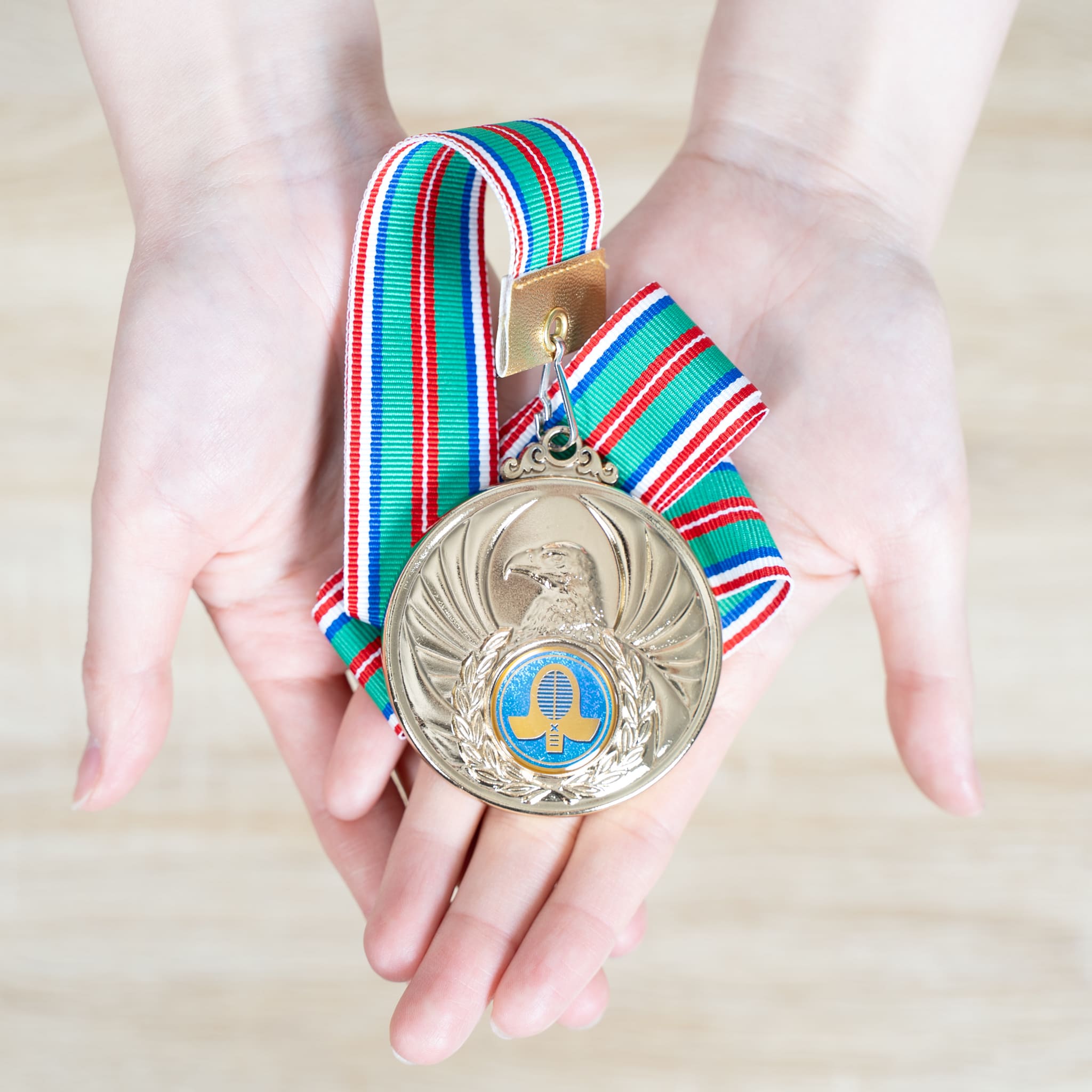 メダル 彫刻無料 金属製 ワシ 198種目から選べる 4MR-604