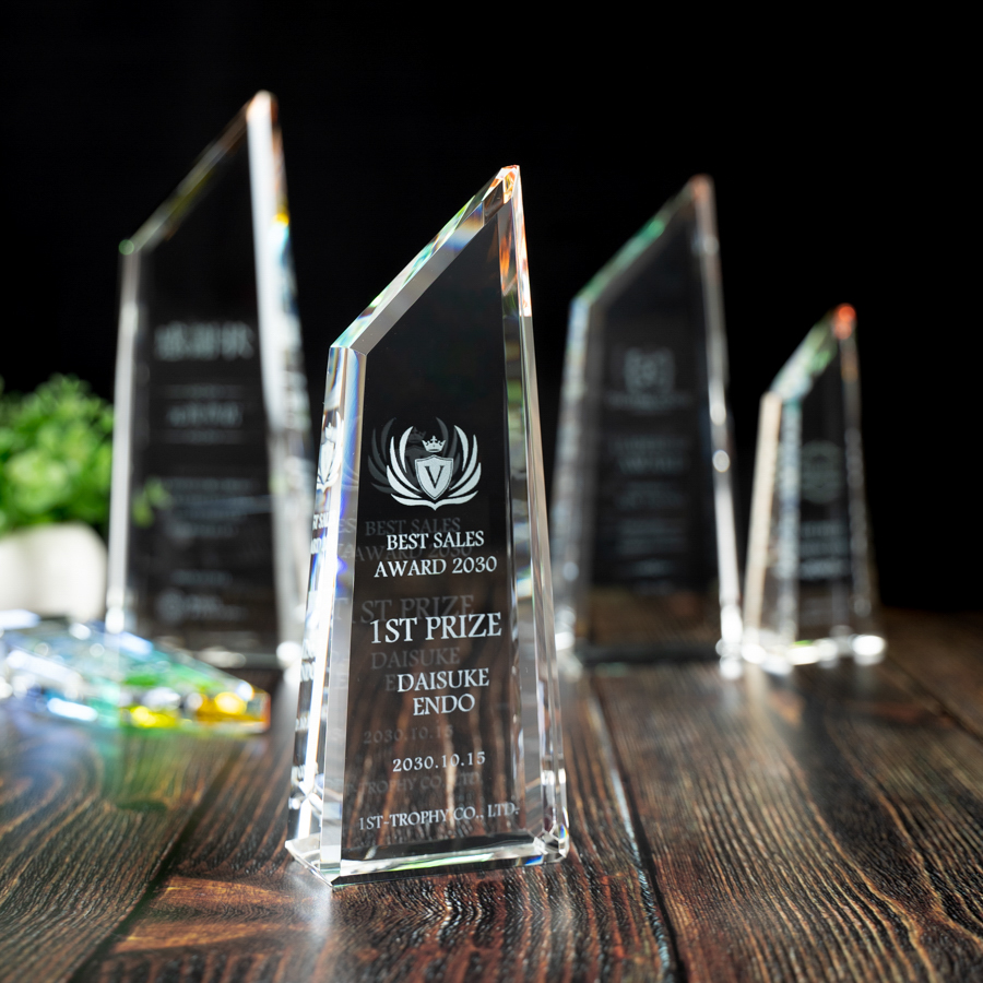 クリスタルトロフィー レインボー加工《XC-R-0108_Cサイズ》(高さ