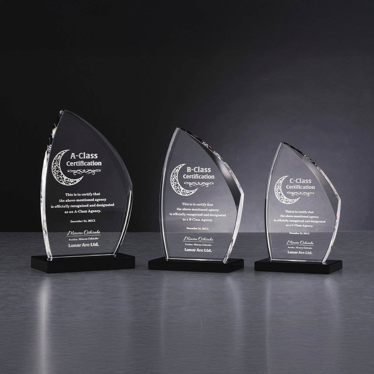 クリスタルトロフィー サンドブラスト彫刻 D51-02 Cサイズ