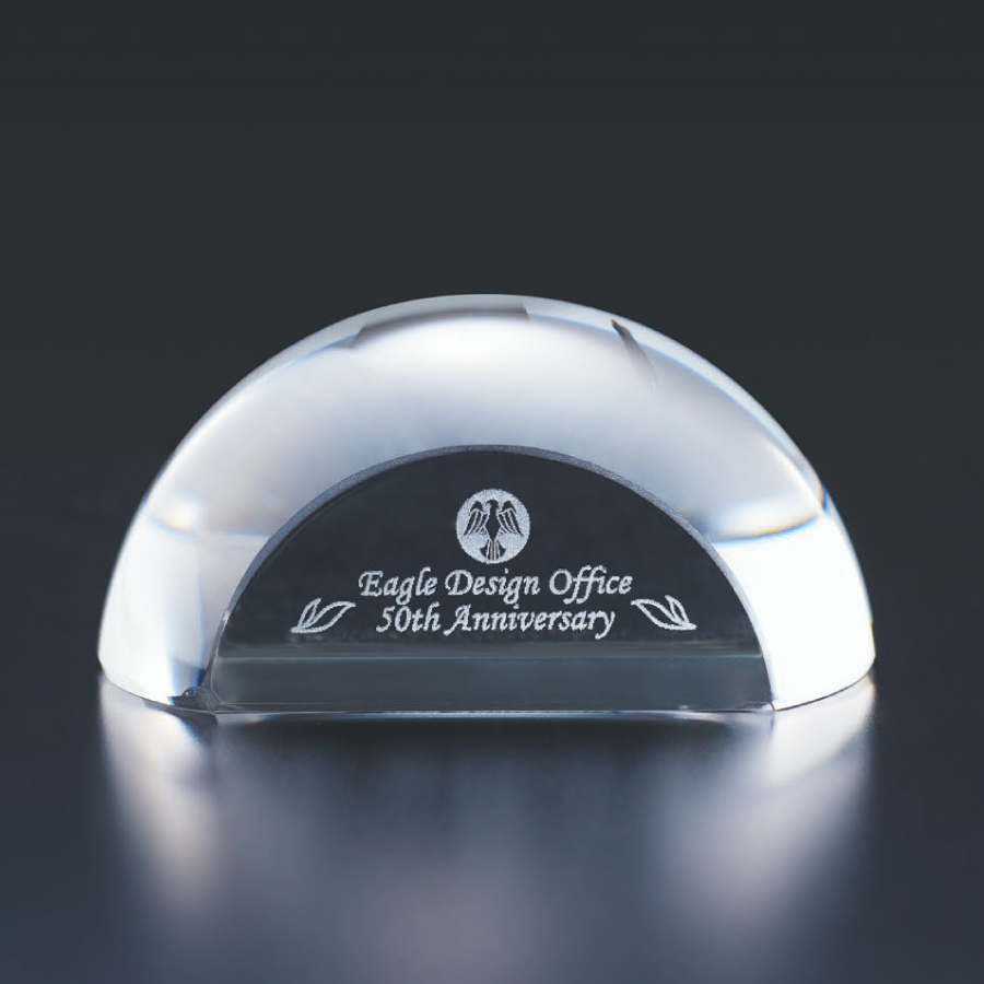 ペーパーウェイト　光学ガラス製　内部レーザー彫刻（旧型番：Y-W79-02）【Y-W79-02】高さ：2.5cm　幅：6.0cm《デザイン確定後 通常10営業日前後で出荷》