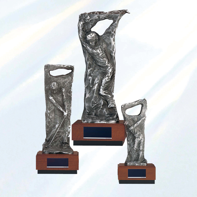 クリスタルトロフィー 内部レーザー彫刻《XC-L-0190_Aサイズ》(高さ