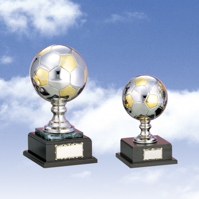 アートトロフィー　金属製　サッカー（旧型番：O-BT-2648）【O-BT-2327_Bサイズ】高さ：32.5cm《営業日11時までのご注文で翌営業日出荷》　[A-67]〈L〉