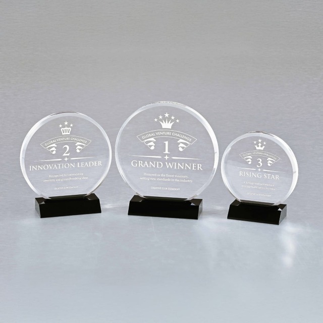 アクリル製オーナメント　表面レーザー彫刻【Y-L19-01_Cサイズ】高さ：13.9cm　幅：12.5cm《デザイン確定後 通常10営業日前後で出荷》