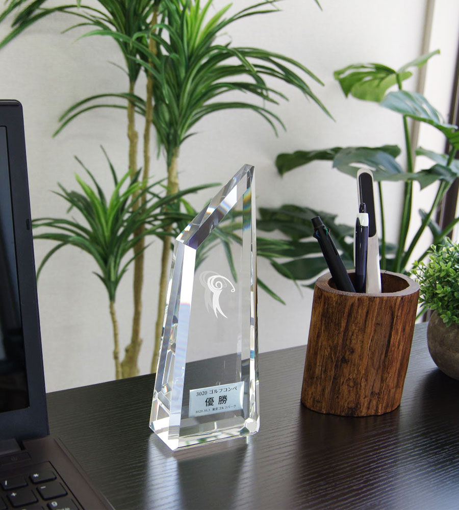 クリスタルトロフィー