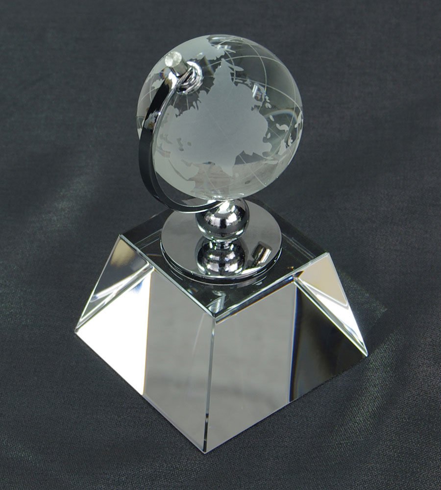 クリスタルトロフィー