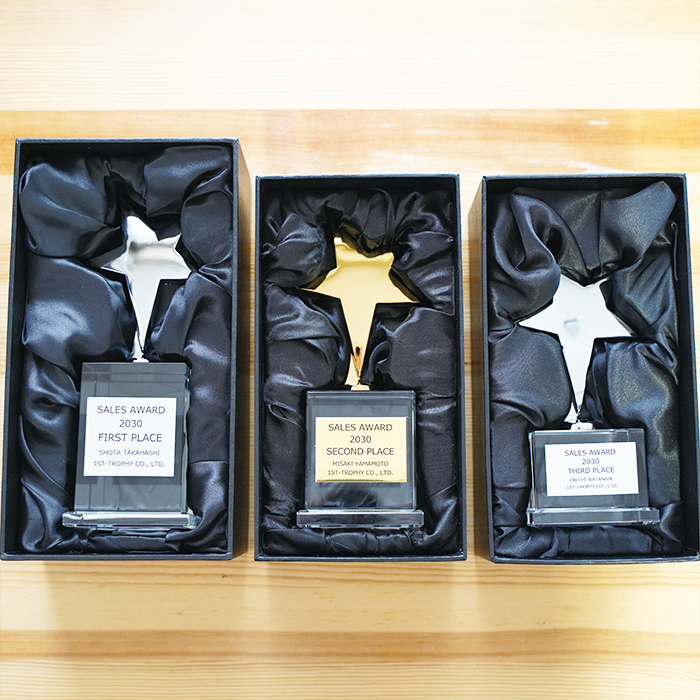 クリスタルトロフィー