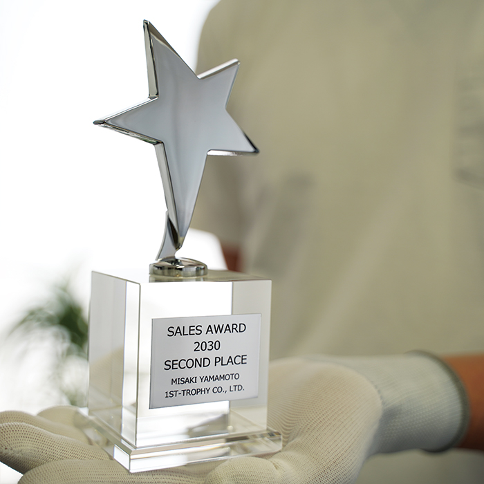 クリスタルトロフィー