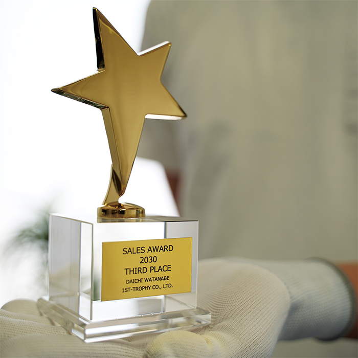 クリスタルトロフィー