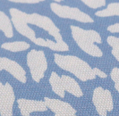 鹿の子風アニマルプリントニット　水色