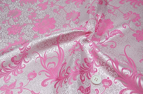 よさこいなど衣装などに最適な　チャイナドレス生地・チャイナ生地　（羽根と牡丹・ピンク）