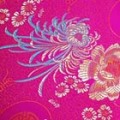 よさこいなど衣装などに最適な　チャイナドレス生地・チャイナ生地　菊・牡丹・寿文様　ショッキングピンク地