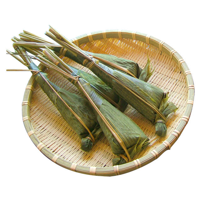 ほんのり笹の香り。奥出雲の季節の風物詩です。