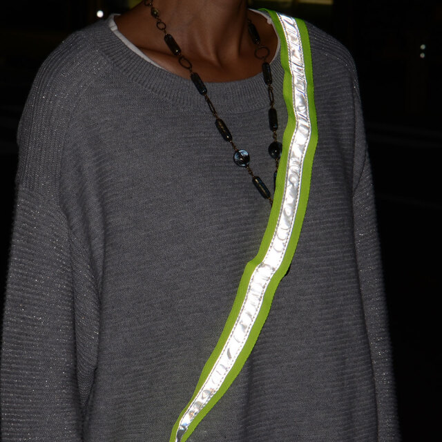 高輝度プリズム蛍光マジックタスキ3