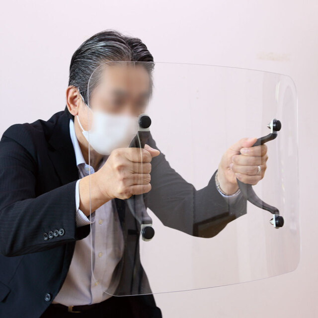 セーフティシールド | 軽量小型タイプの防護盾 【サンエス通販】