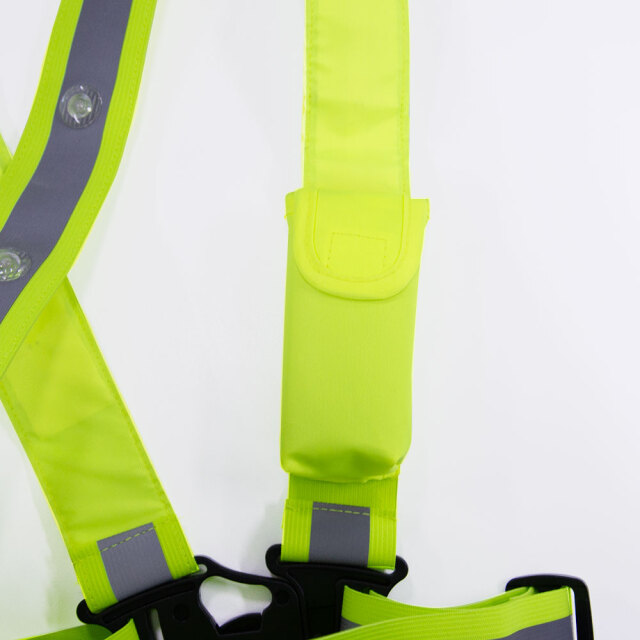 タスキ型LEDベスト