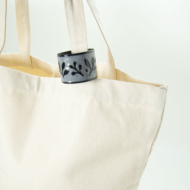 ダークシルエットリストバンド