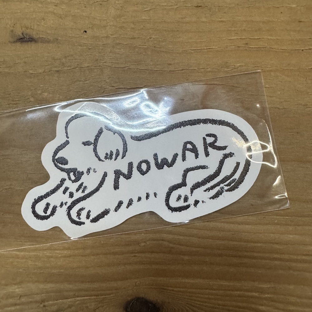 NOWARいぬステッカー,中村雅奈