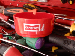【PLUG】CHAMPION【ラウンド型で使いやすい！】灰皿 MELAMINE ASHTRAY メラミンアッシュトレー