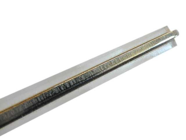 シロウトモータース 栓抜き 作業中 栓は抜いても 手は抜くな