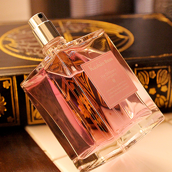 ザディファレントカンパニーレスプリコロンマジャイナシン100ml ザ