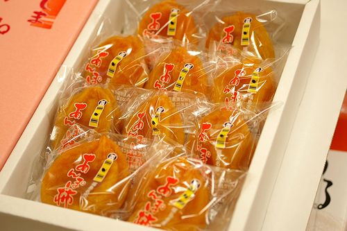 福島あんぽ柿販売 お歳暮通販に蜂屋柿及び平核無柿のお取り寄せギフト 10個〜約15個