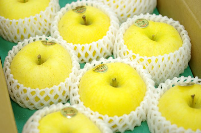 「冬恋」はるかりんごの高糖度!! 秀品10玉 冬恋」はるかりんごの高糖度!!秀品10玉 いわて純情りんごの通販